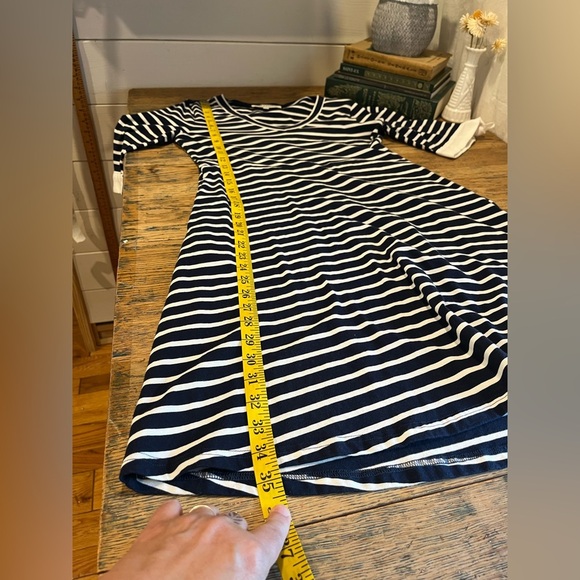 🤍ONZE MONTRÉAL – Navy & White Striped Dress – Size S - Picture 10 of 10